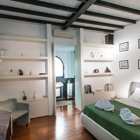 In Riari Garden Apartment